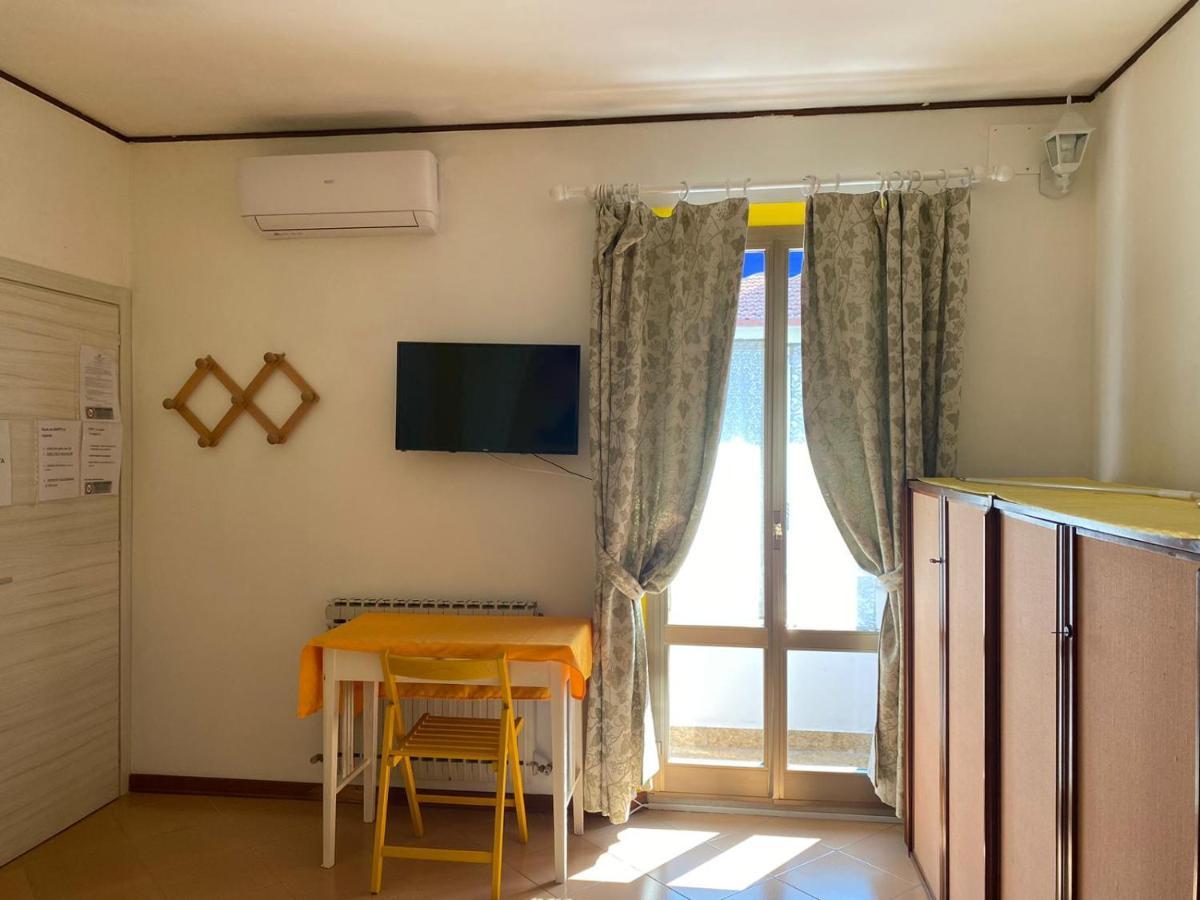 Pousada Copacabana Praia - Affittacamere - Casa Vacanza A Porto SantʼElpidio エクステリア 写真