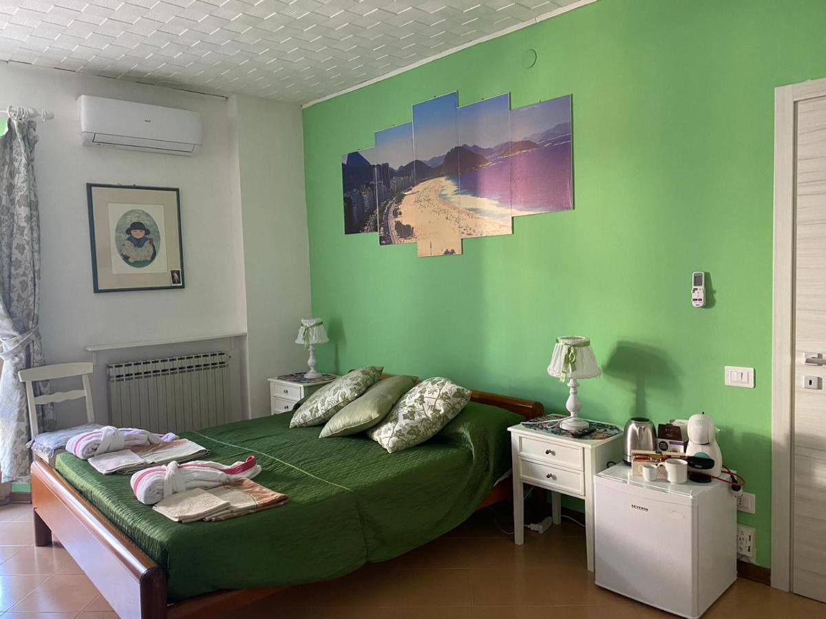 Pousada Copacabana Praia - Affittacamere - Casa Vacanza A Porto SantʼElpidio エクステリア 写真