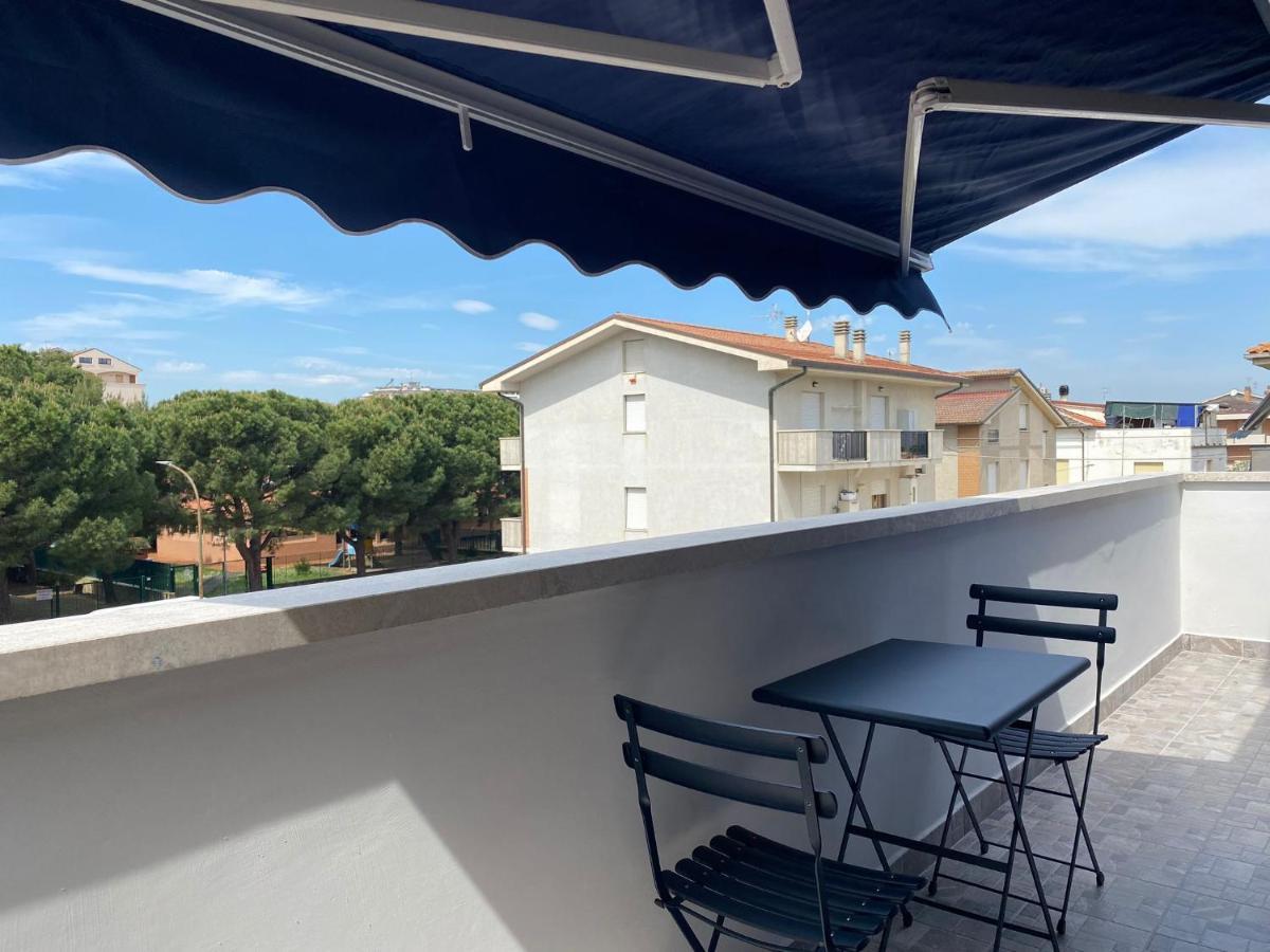 Pousada Copacabana Praia - Affittacamere - Casa Vacanza A Porto SantʼElpidio エクステリア 写真